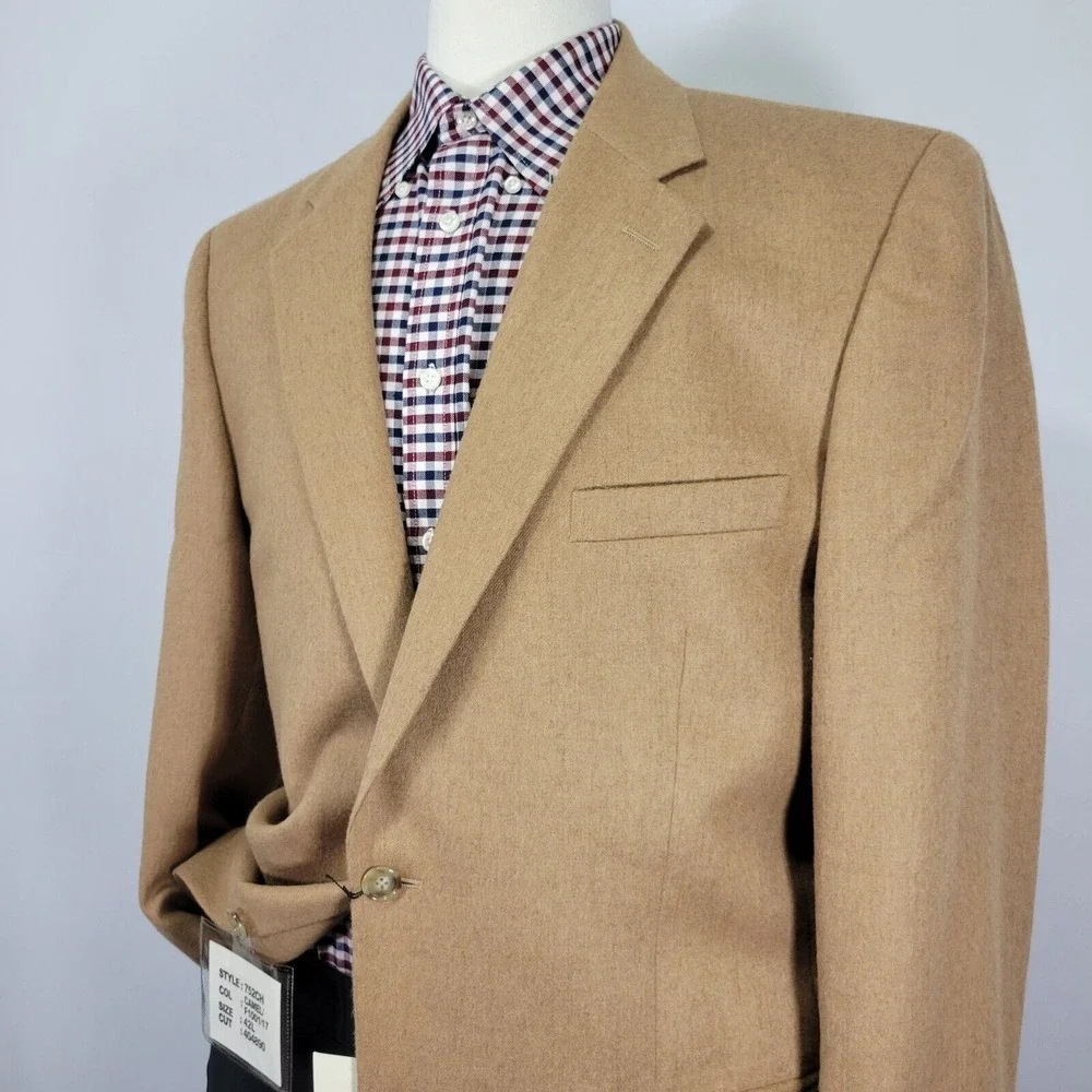 Eagle Men's‎ Sport Coat Blazer Two Button Beige 100% Camel Hair Size 42L NEW